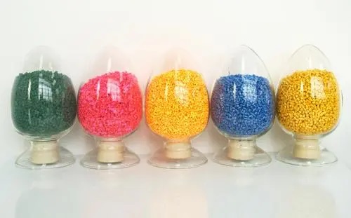 色母粒是怎么生產(chǎn)的 色母粒生產(chǎn)流程詳解 色母粒是怎么生產(chǎn)的 色母粒生產(chǎn)流程詳解